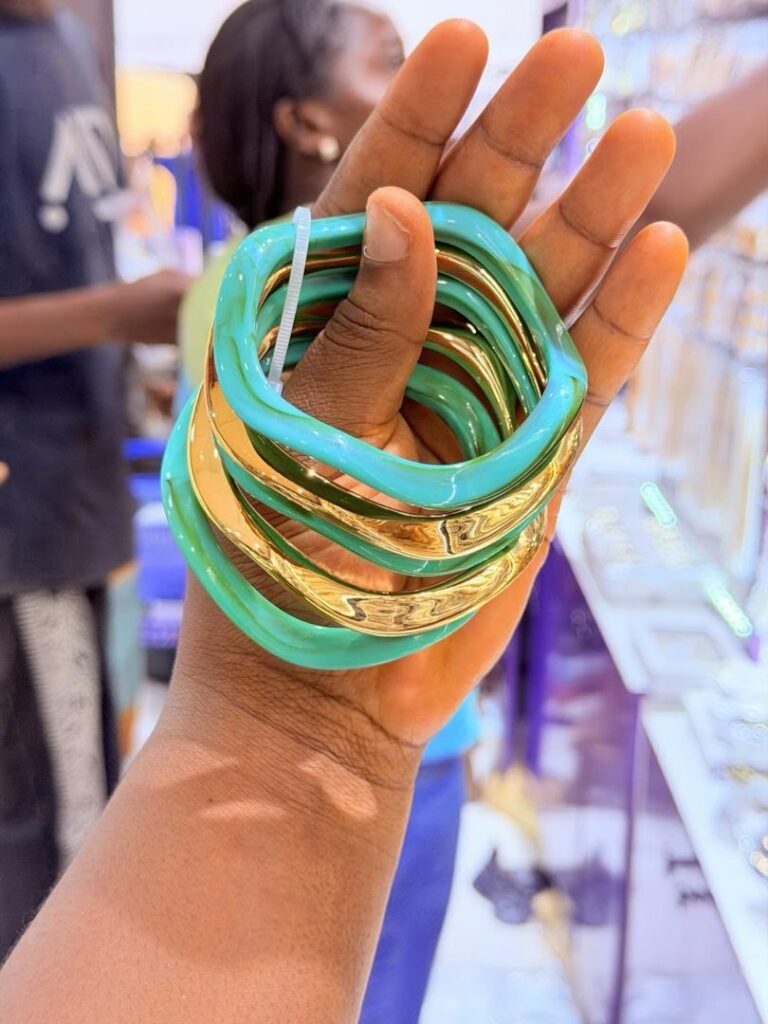 Acrylic Bangle Set