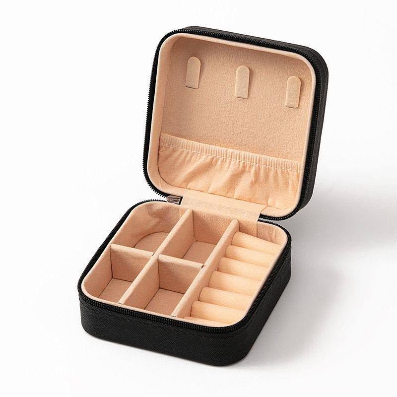 Mini Jewelry Organizer