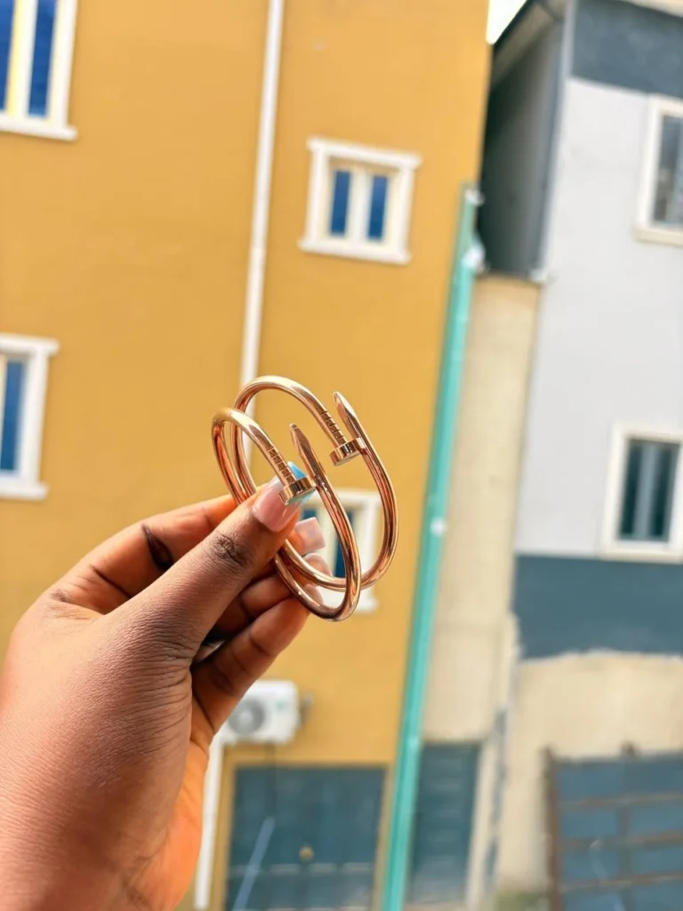 Rosegold Nail Bangle